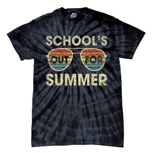 Cute Retro Last Day Of School Schools Out For Summer Teacher Tie-Dye T-Shirt