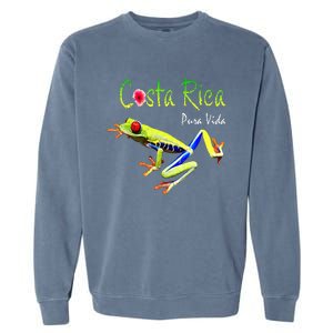 Costa Rica Pura Vida Travel Souvenir Vacation Frog Nature Garment-Dyed Sweatshirt