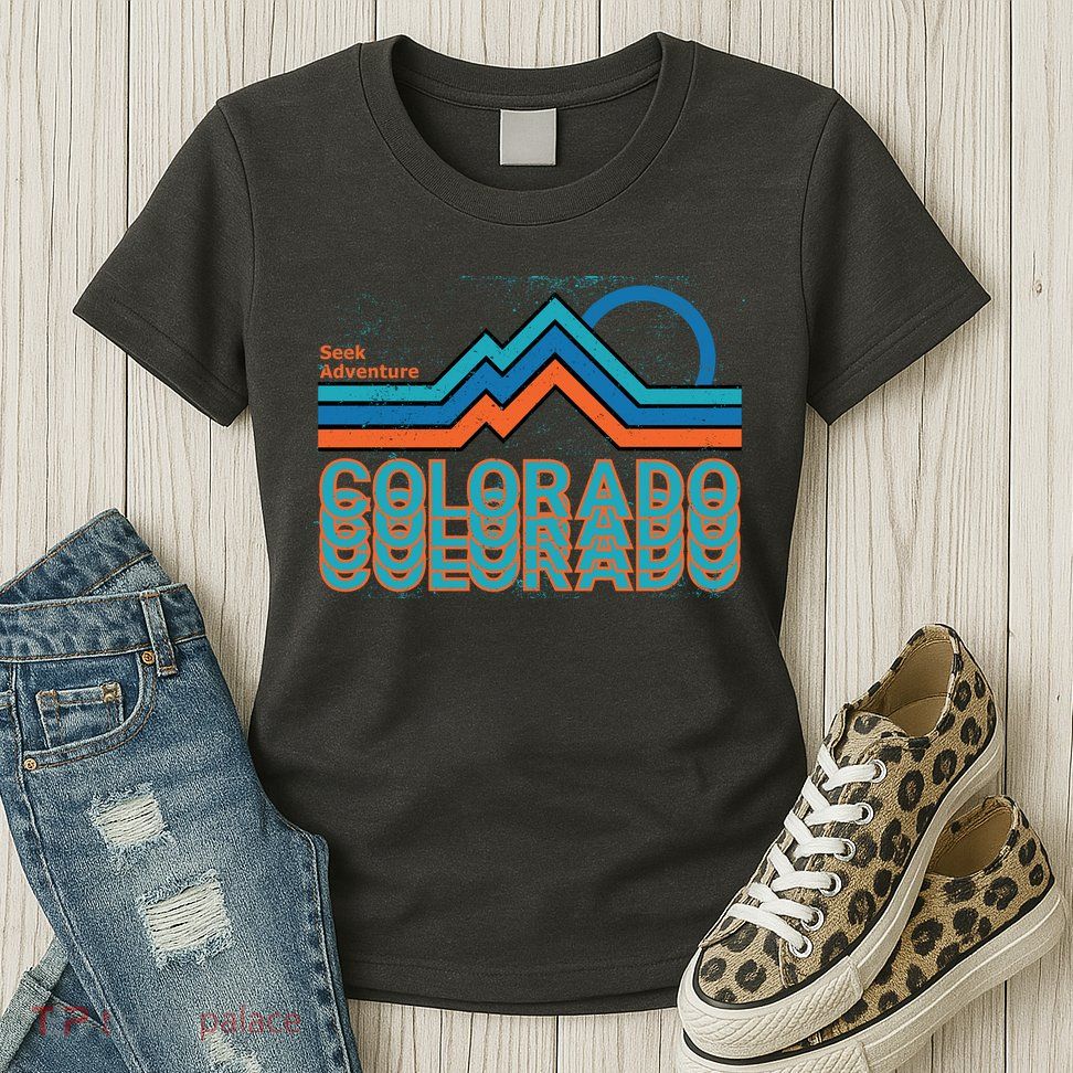 Colorado Retro Style Adventure Logo Womens T-Shirt