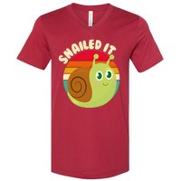 Cute Retro Snailed It V-Neck T-Shirt