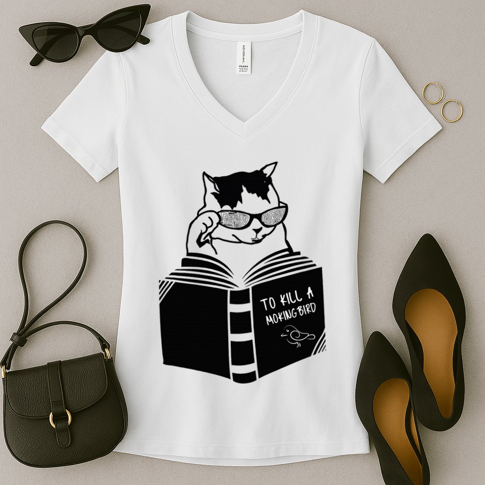 Cat Reading To Kill A Mockingbird Funny Women's V-Neck T-Shirt
