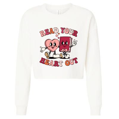 Cute Retro Valentine Read Your Heart Out Book Lover Reading Fan Cropped Pullover Crew