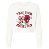 Cute Retro Valentine Read Your Heart Out Book Lover Reading Fan Cropped Pullover Crew