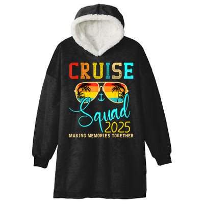 Cruise Squad 2025 Family Vacation Matching Group Summer Hooded Wearable Blanket