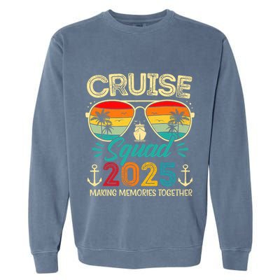 Cruise Squad 2025 Family Group Matching Summer Vacation Garment-Dyed Sweatshirt