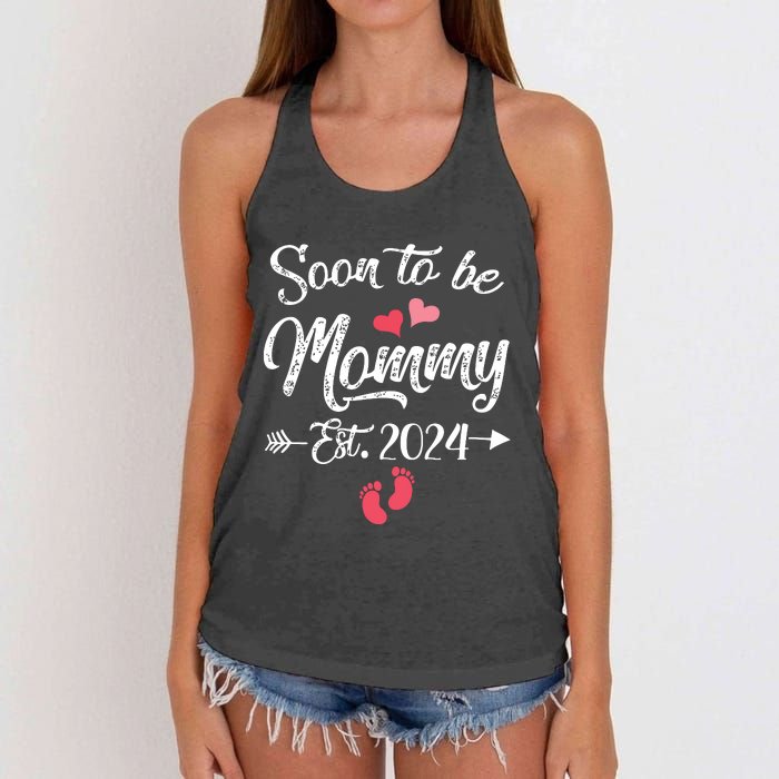 Coming Soon 2024 Soon To Be Mommy 2024 Women's Knotted Racerback Tank