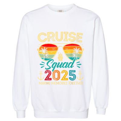 Cruise Squad 2025 Family Group Matching Summer Vacation Garment-Dyed Sweatshirt