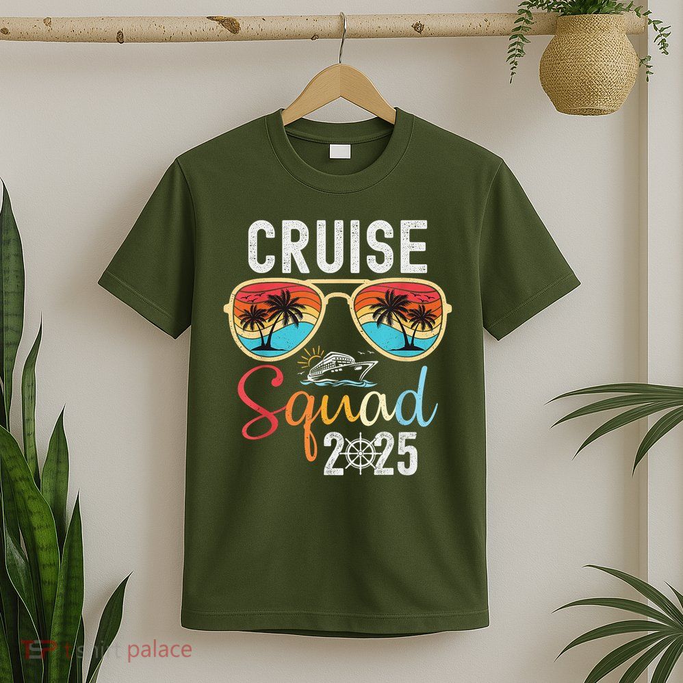 Cruise Squad 2025 Family Group Matching Summer Vacation T-Shirt