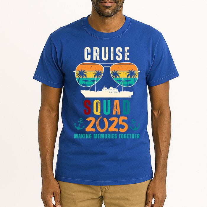 Cruise Squad 2025 Making Memories Together Family Vacation Tall T-Shirt