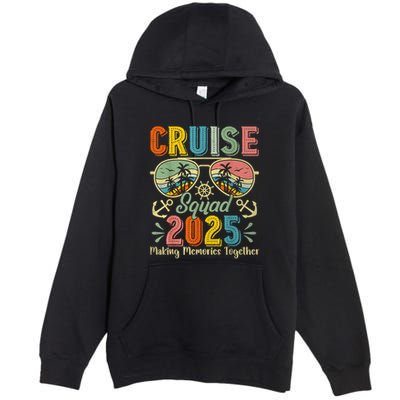 Cruise Squad 2025 Family Group Matching Summer Vacation Premium Pullover Hoodie