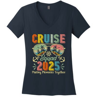Cruise Squad 2025 Family Group Matching Summer Vacation Women's V-Neck T-Shirt