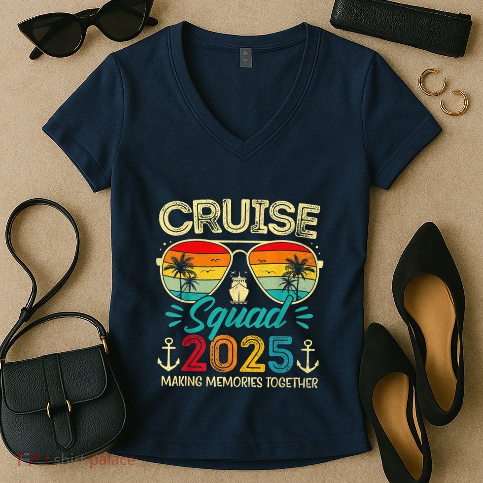Cruise Squad 2025 Family Group Matching Summer Vacation Women's V-Neck T-Shirt