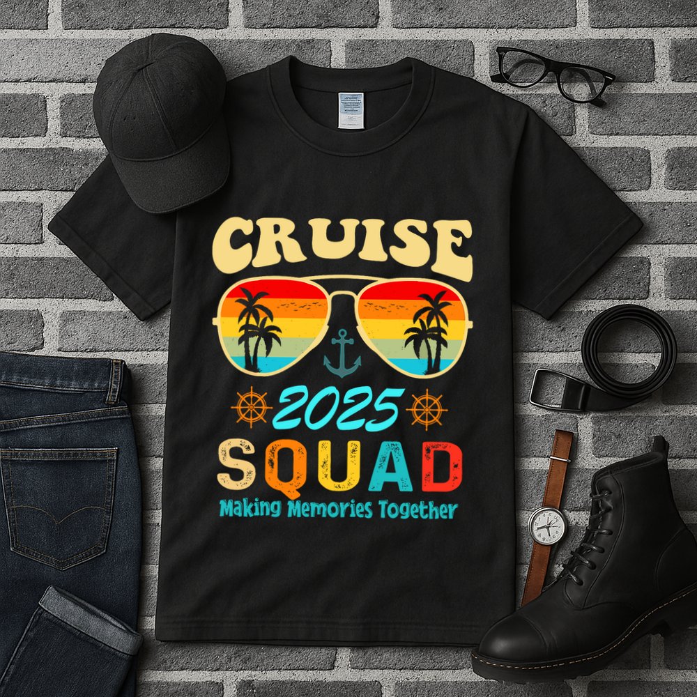 Cruise Squad 2025 Family Friends Vacation Cruising Ship Trip Tall T-Shirt