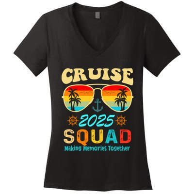 Cruise Squad 2025 Family Friends Vacation Cruising Ship Trip Women's V-Neck T-Shirt