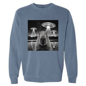 Capybara Selfie Alien Ufo Gifts Rodent Lover Garment-Dyed Sweatshirt