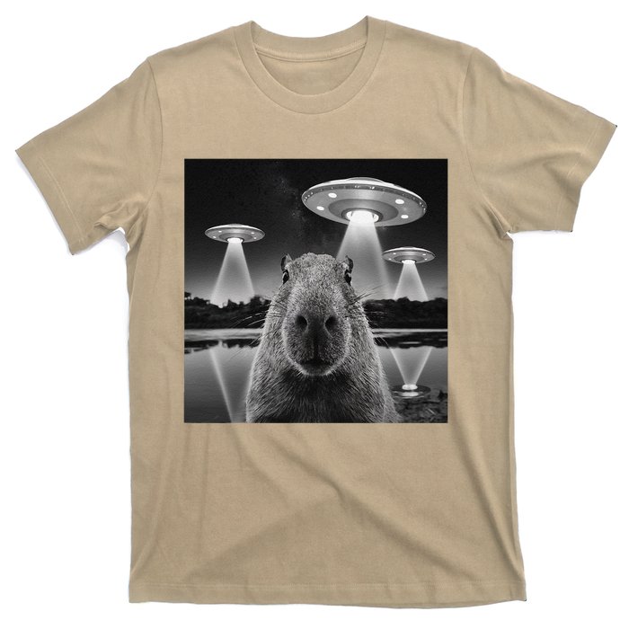 Capybara Selfie Alien Ufo Gifts Rodent Lover T-Shirt