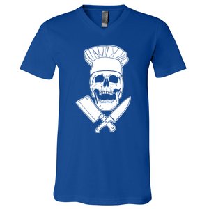 Chef Skull And Crossbones Knives Funny Culinary Chef Gift V-Neck T-Shirt