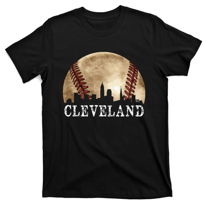 Cleveland Skyline City Vintage Baseball Lover T-Shirt