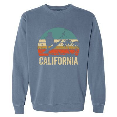 California Surf CA Vintage Retro Men Women Kids Surfer Sunset Garment-Dyed Sweatshirt