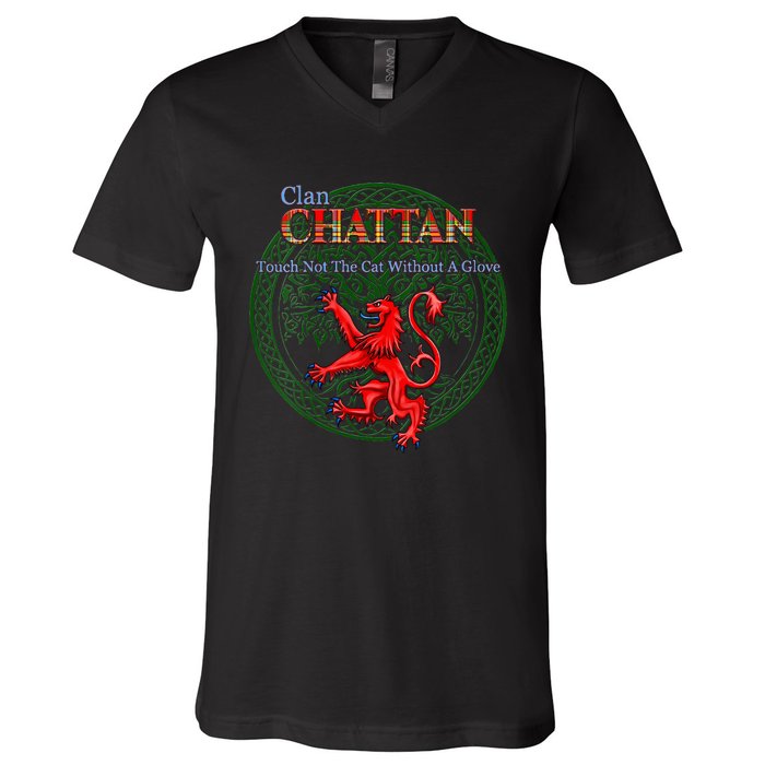 Chattan Scottish Clan Pride Family Motto V-Neck T-Shirt