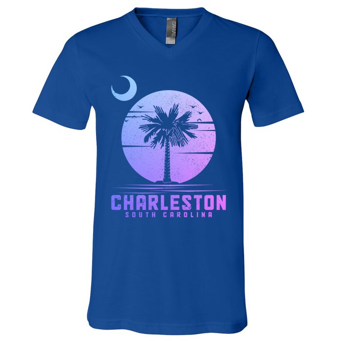 Charleston South Carolina Palmetto Moon Pride Vintage Great Gift V-Neck T-Shirt