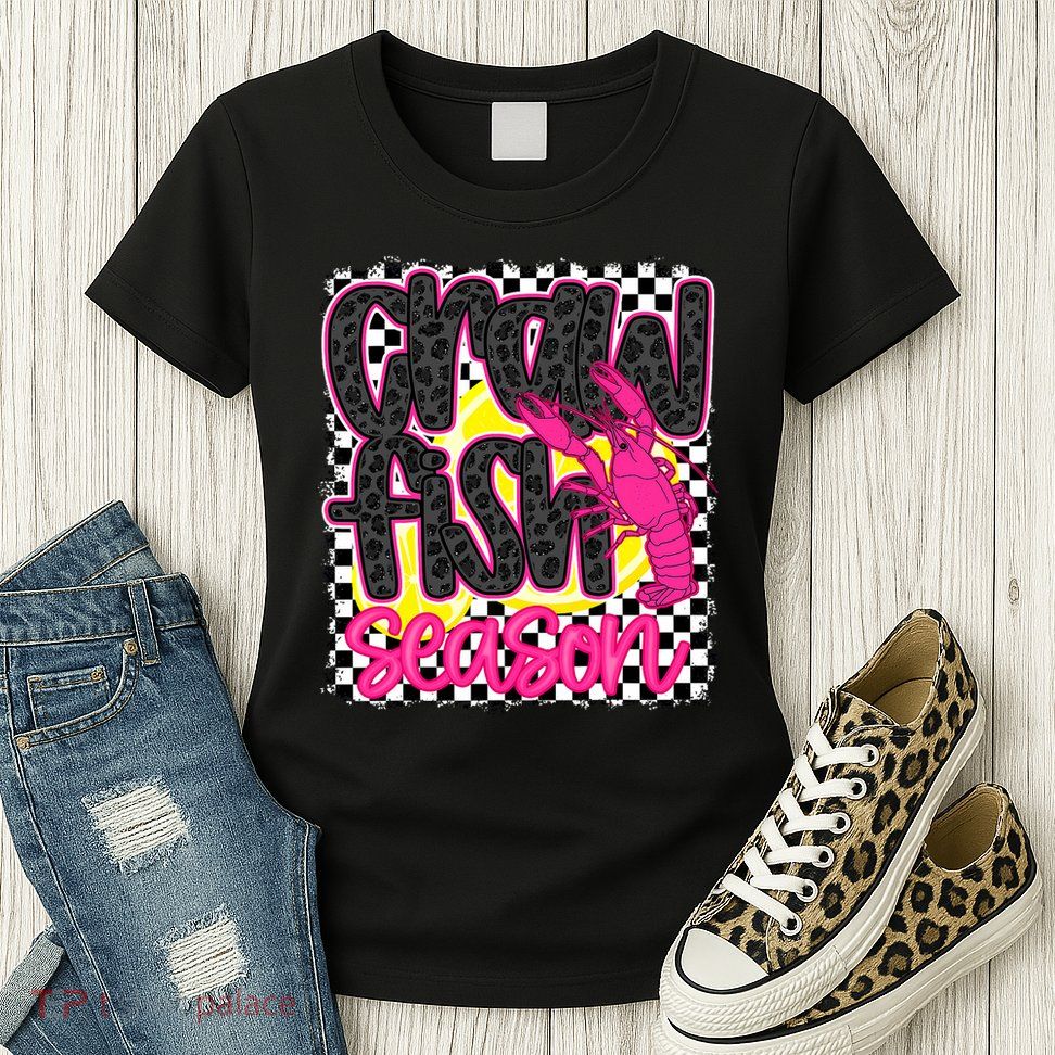Crawfish Season Crawfish Boil Lobster Cajun Womens T-Shirt