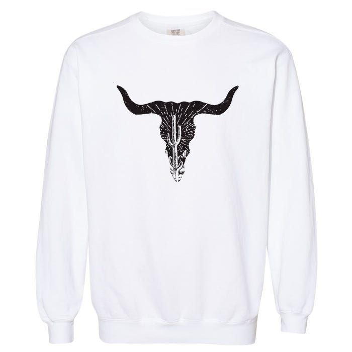 Cow Skull Desert Cactus Boho Longhorn South Western Country Garment-Dyed Sweatshirt