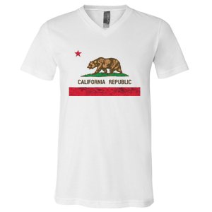 California State Flag Grizzly Bear Cali Distressed Style V-Neck T-Shirt