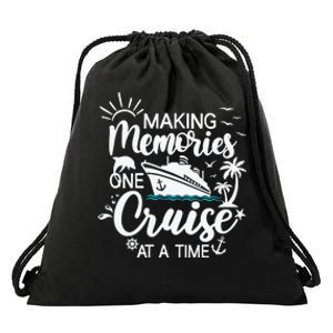 Cruise Ship , Family Cruising Trip Drawstring Bag