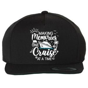 Cruise Ship , Family Cruising Trip Wool Snapback Cap