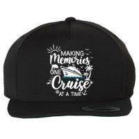 Cruise Ship , Family Cruising Trip Wool Snapback Cap