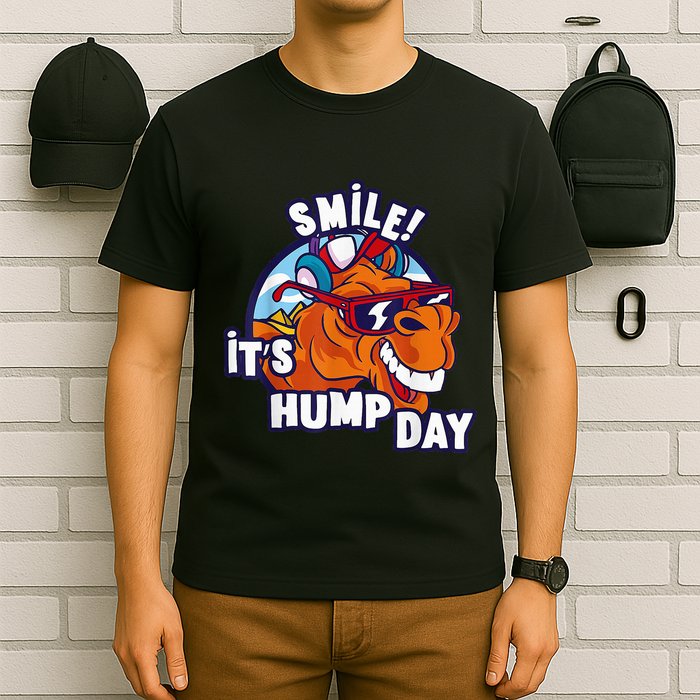 Camel Smile! ItS Hump Day Funny Hump Day Camel Sunglass T-Shirt