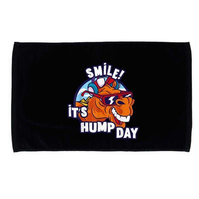 Camel Smile! ItS Hump Day Funny Hump Day Camel Sunglass Microfiber Hand Towel