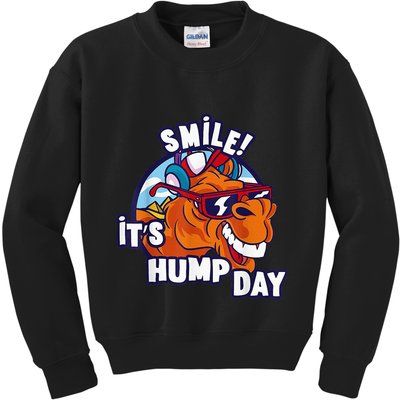 Camel Smile! ItS Hump Day Funny Hump Day Camel Sunglass Kids Sweatshirt