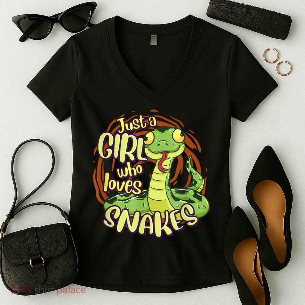 Cute Snake Just A Girl Who Loves Snakes Women's V-Neck T-Shirt