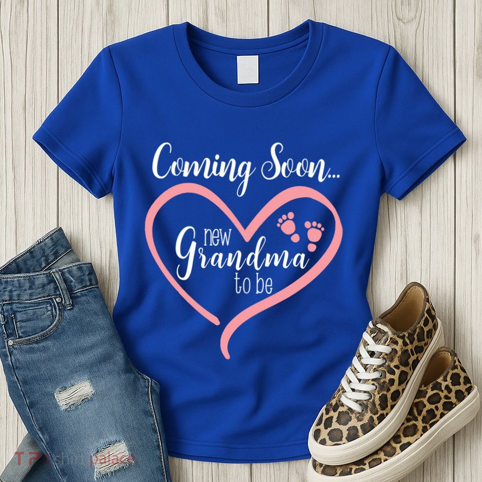 Coming Soon New Grandma To Be Gift Womens T-Shirt