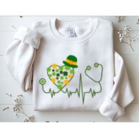 Cute St Patricks Day Lucky Shamrock Clover Stethoscope Sweatshirt
