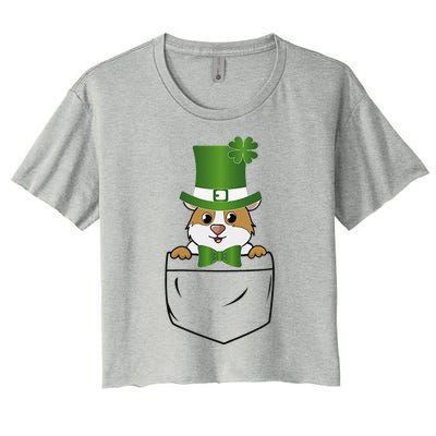 Cute Saint Patrick's Day GuineaPig With Green Hat In Pocket Women's Crop Top Tee