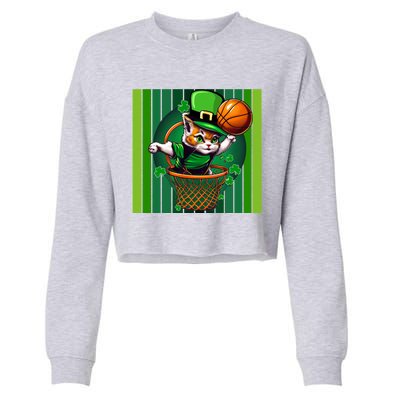 Cat St Patricks Day Basketball Lucky Clover Shamrock Gift Cropped Pullover Crew