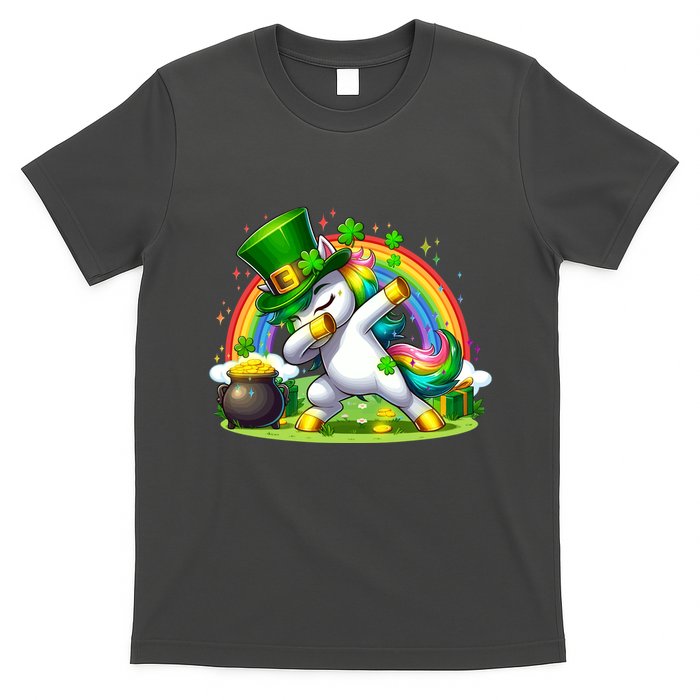 Cute St Patricks Day Dabbing Leprechaun Pony T-Shirt