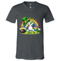 Cute St Patricks Day Dabbing Leprechaun Pony V-Neck T-Shirt