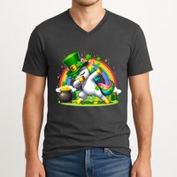 Cute St Patricks Day Dabbing Leprechaun Pony V-Neck T-Shirt