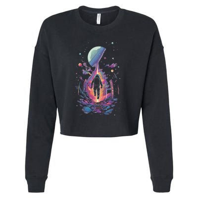Cool Spaceman Scifi Astronaut Space Cropped Pullover Crew