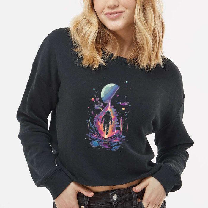 Cool Spaceman Scifi Astronaut Space Cropped Pullover Crew