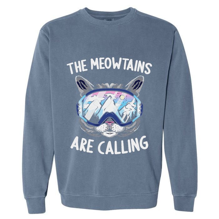 Cool Snowboard Ski Lover Mountain Skier Garment-Dyed Sweatshirt