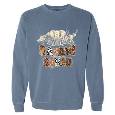 Cool Safari Squad African Family Summer Vacation Great Gift Garment-Dyed Sweatshirt