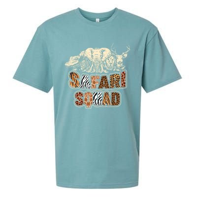 Cool Safari Squad African Family Summer Vacation Great Gift Sueded Cloud Jersey T-Shirt