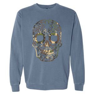 Camo Sugar Skull Calavera Dia De Muertos Mexican Halloween Garment-Dyed Sweatshirt