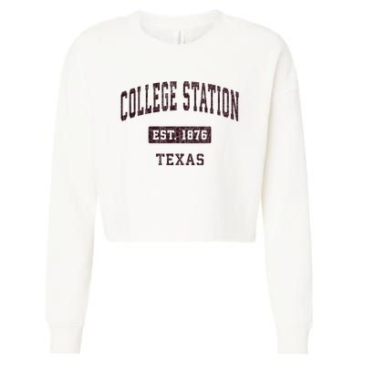 College Station Texas Tx Vintage Athletic Red Sports Design Cropped Pullover Crew