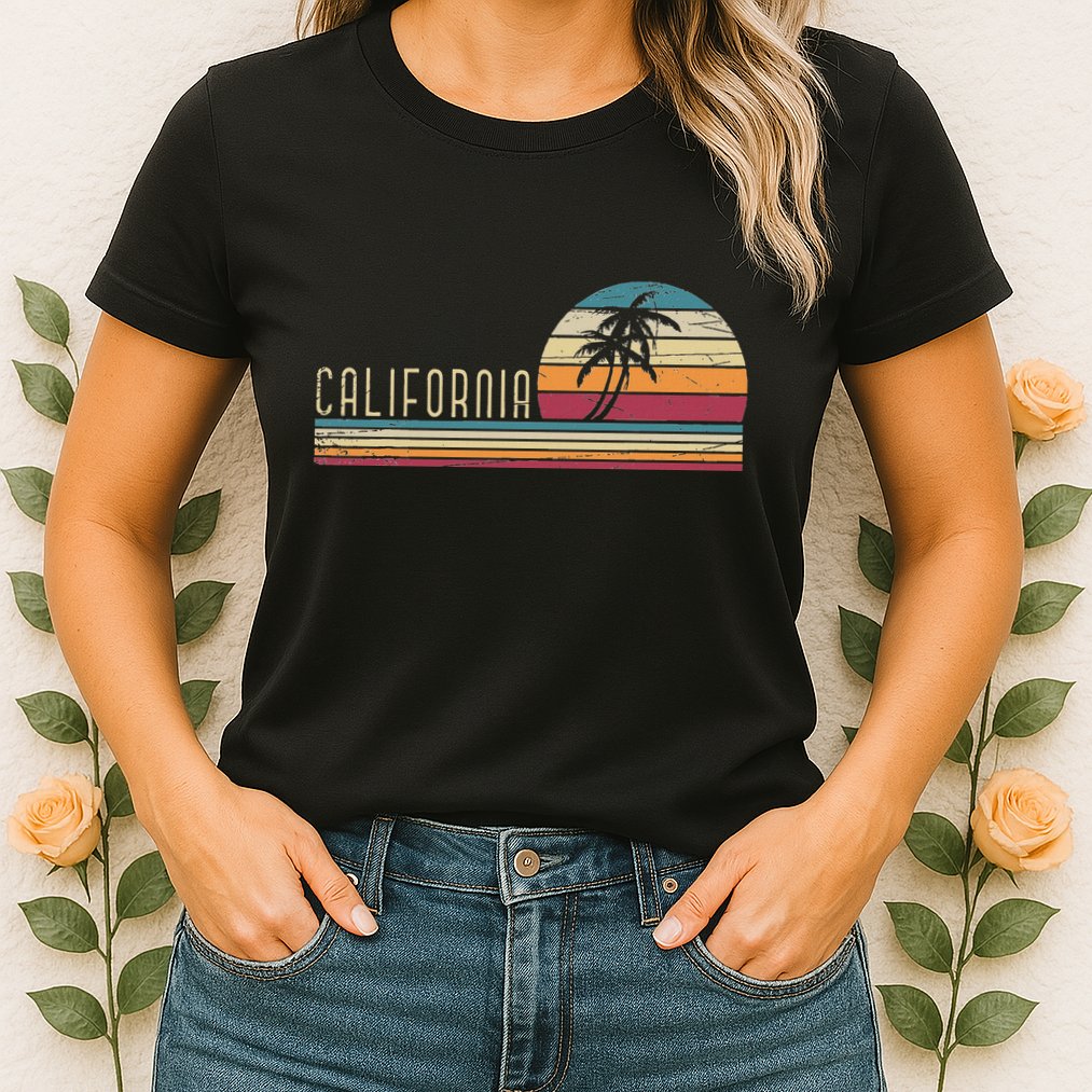 Cali Summer Vacation Ca Palm Trees Usa Retro California Womens T-Shirt